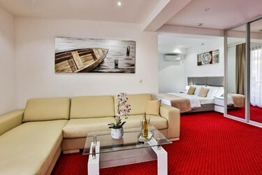 Apartment 04