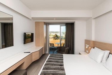 Twin Room Inland View