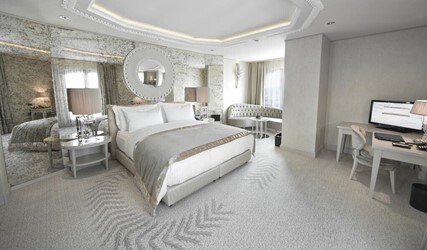 Corner Double Room with Sea View