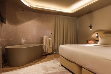 Junior Suite Room
