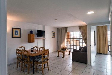 Two-Bedroom Apartment garden views - Dissability Acces