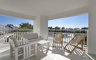 Hotel Suite Room