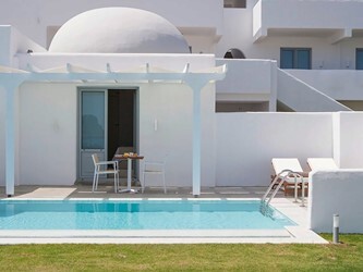 Premium with private pool