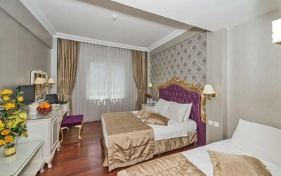 Triple Room