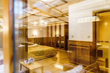 3 Bedroom Apartment Spa