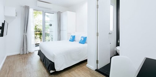Connecting Room (King Bed + King Bed)