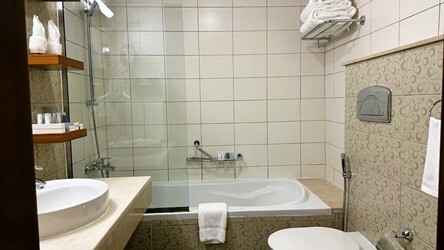 Deluxe Family Suite