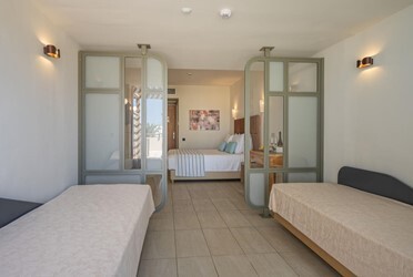 Superior Junior Suite Pool View