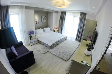 Deluxe Sea View