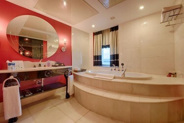 Suite Room