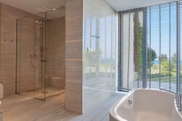 King Premium One Bedroom Suite With Pool