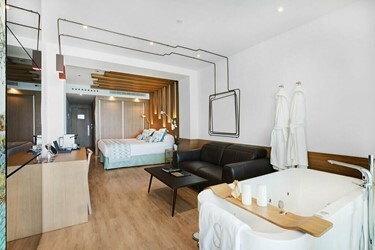 Junior Suite Frontal sea view