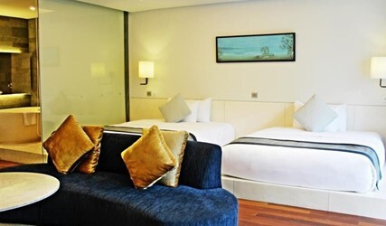 Family Suite (4 Adults) 