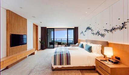 Panoramic Ocean View Suite