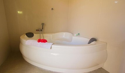 Suite with Garden View