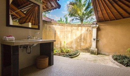 Suite with Garden View