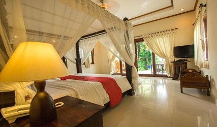 Suite with Garden View