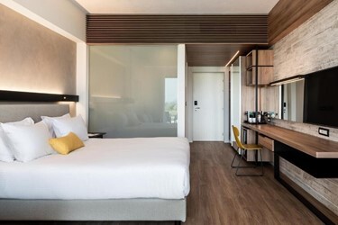 Classic Room Side Sea View