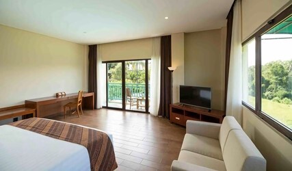 Deluxe Room with 30 Minutes Massage