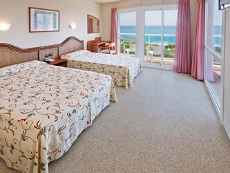 Трехместный номер (для 2 взрослых и 1 ребенка)