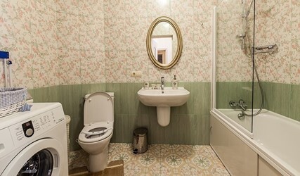 Апартаменты двухуровневые с кухней и камином