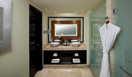 Suite THE RESERVE, Swim Up