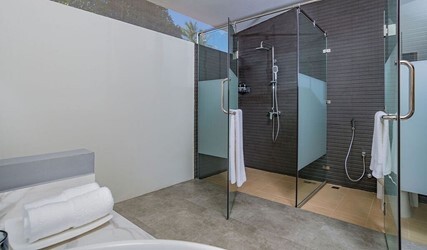 Deluxe Beach Villa