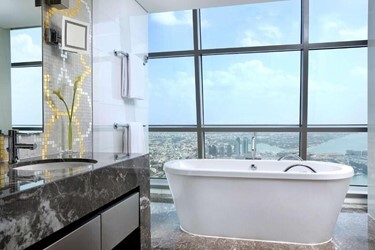 Deluxe Sea View Room