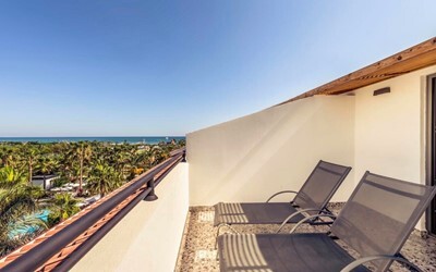 Comfort Standard Quad Room Side Sea View