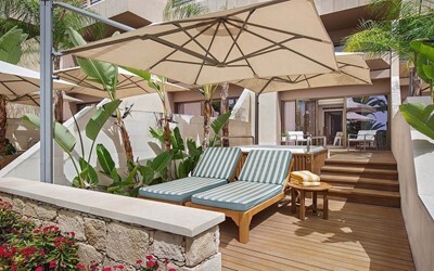 Family Beach Studio - Outdoor Jacuzzi and Terrace