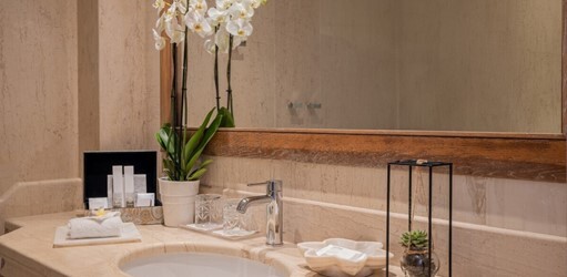 Junior Suite Sea Front Private Pool