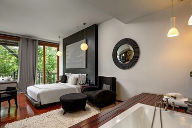 1 Bedroom Pearl Shell Suites