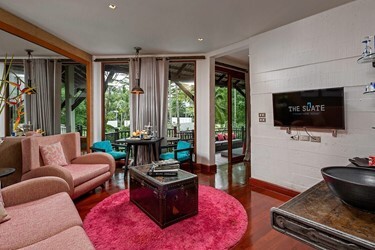1 Bedroom Pearl Shell Suites
