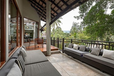 1 Bedroom Pearl Shell Suites