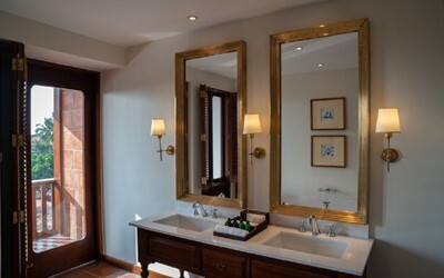Premium Suite