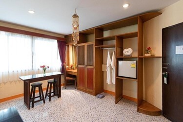 Studio Room
