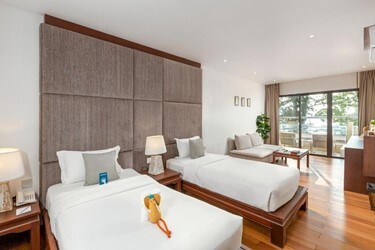 Deluxe beach front