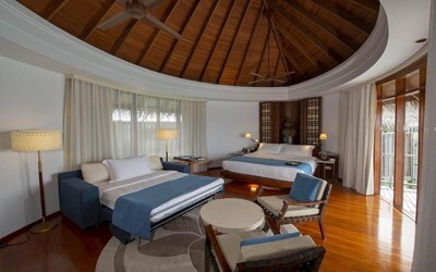 Family Water Villa