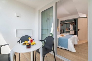 Garden View Suite