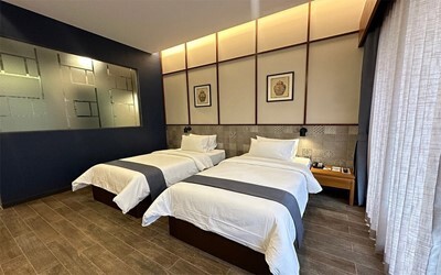 Premier Room Garden View