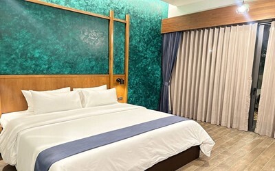 Premier Room Garden View