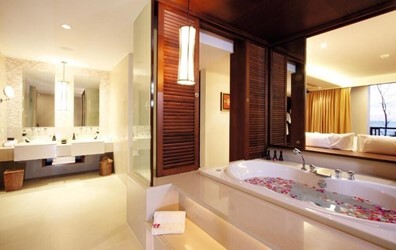 Royal Jacuzzi Penthouse Three Bedroom