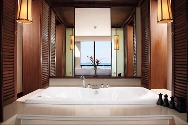 Royal Jacuzzi Penthouse Three Bedroom