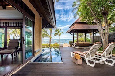 Beachfront Pool Villa Suite