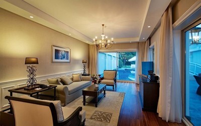 Design Pool Villa