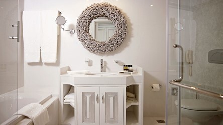 Presidential Suite Sea View with Jacuzzi