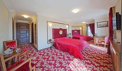 Family Queen Room