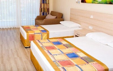 Promo Large Room