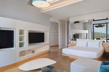 King Premium Room With Balcony & Sea View
