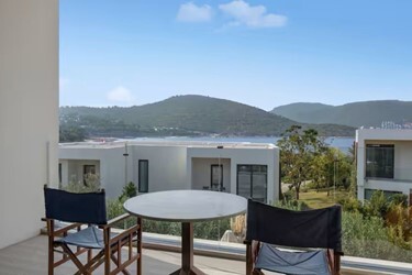 King Premium Room With Balcony & Sea View
